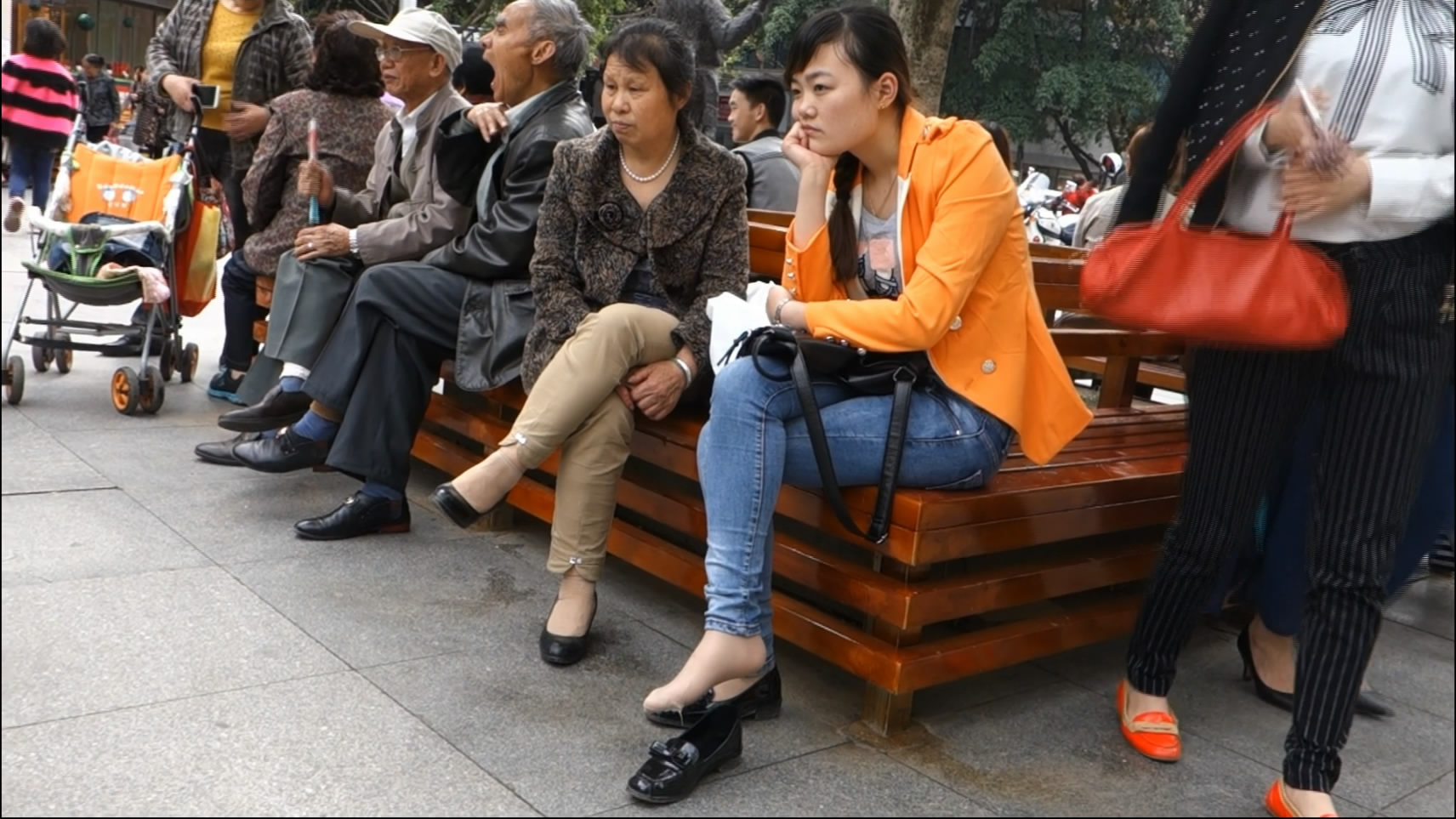 streetsnapnylon[00 01 21][20181203 234220 7]